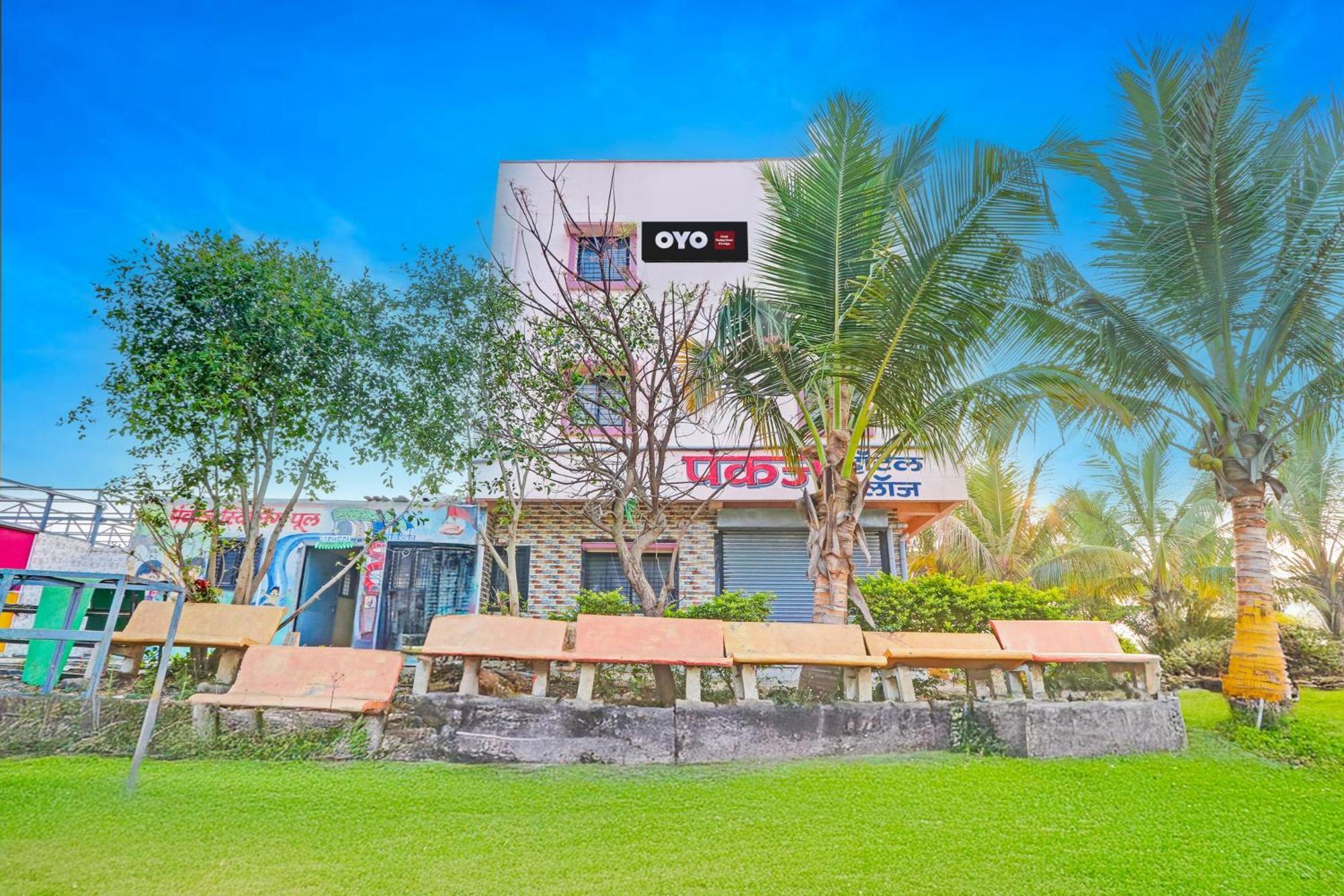 Hotel O Pankaj Hotel & Lodge Gangapur  Екстериор снимка