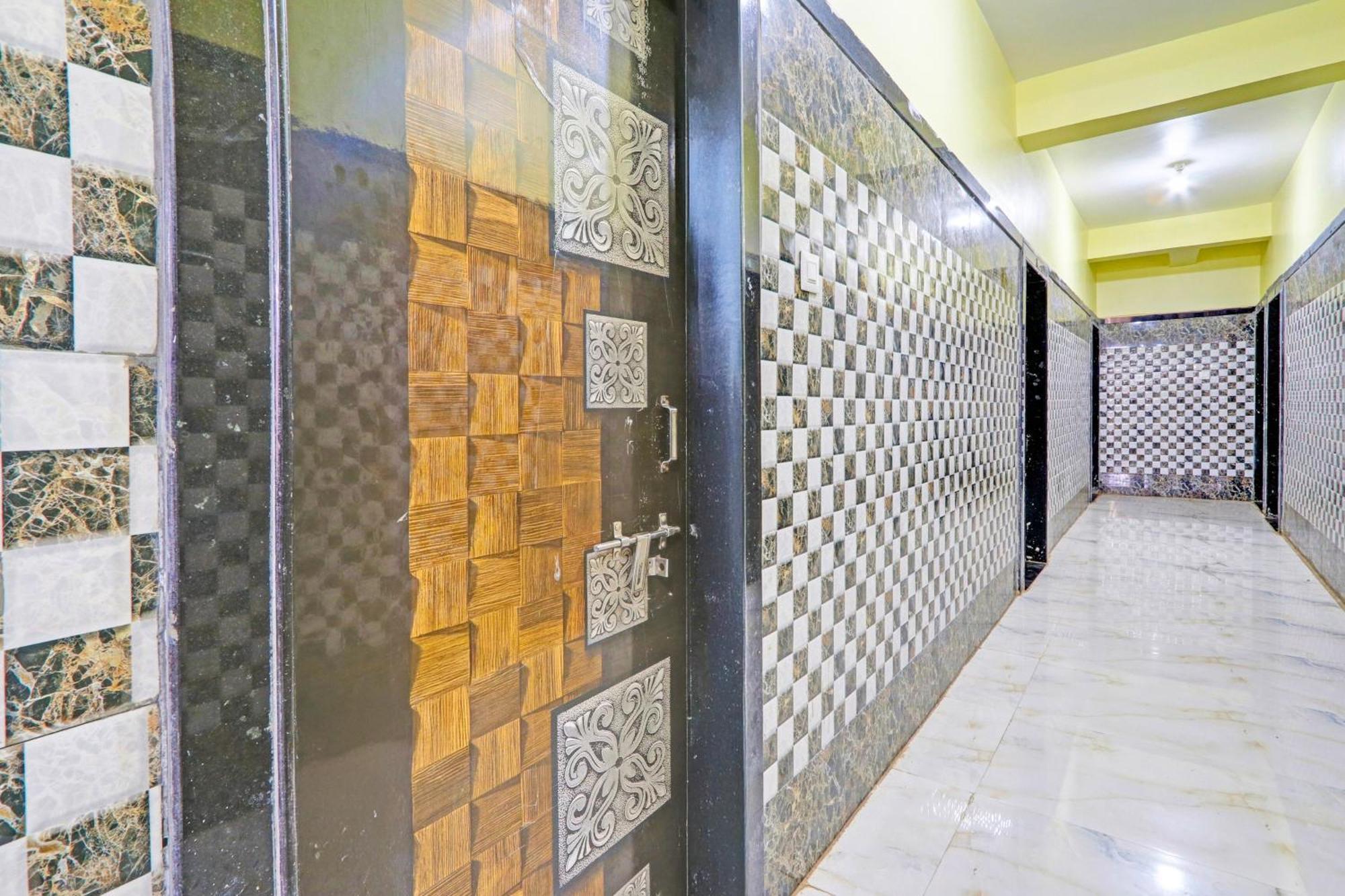 Hotel O Pankaj Hotel & Lodge Gangapur  Екстериор снимка