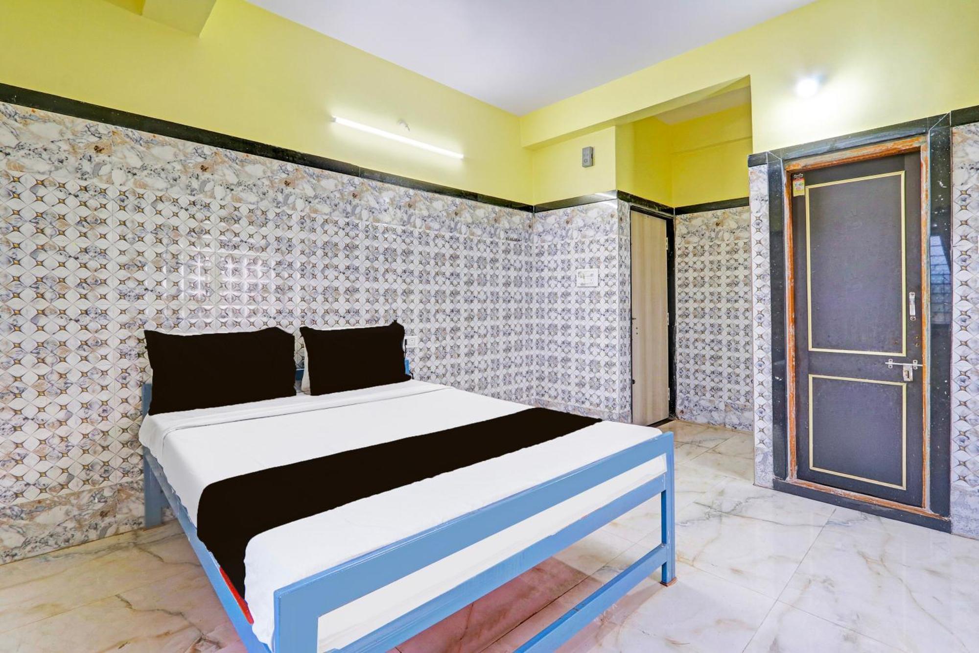 Hotel O Pankaj Hotel & Lodge Gangapur  Екстериор снимка
