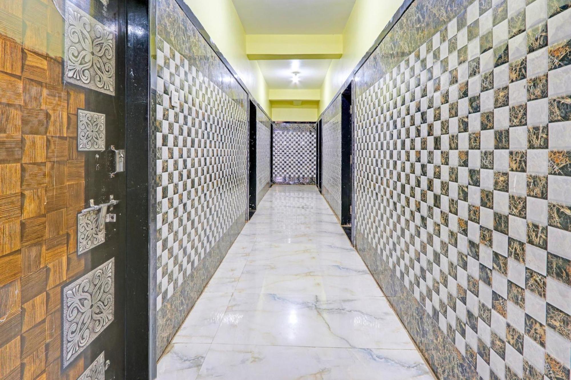 Hotel O Pankaj Hotel & Lodge Gangapur  Екстериор снимка